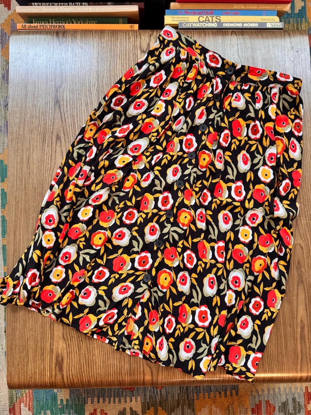 Monoprix Floral button down lightweight summer rayon midi skirt S/M (38)
